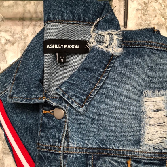 Jean jacket - Picture 3 of 4